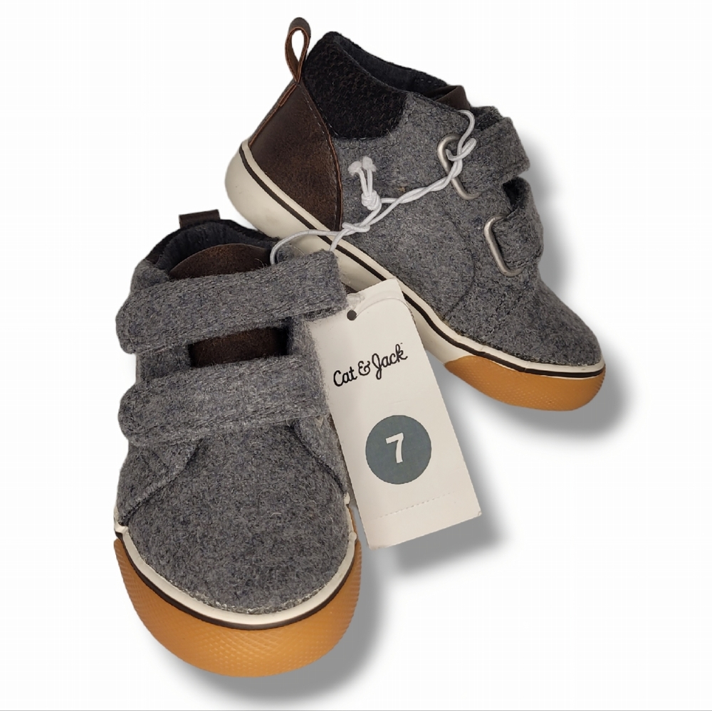 Cat & Jack Infant Boys Grey Felt "Harrison" Sneakers Size 7